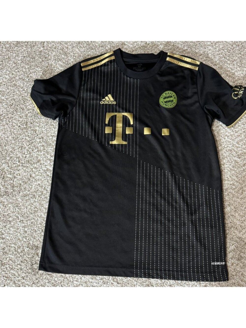 FC Bayern Munich adidas AEROREADY Jersey Men's M Black Gold International Club
